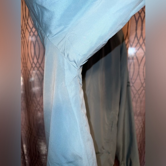 Cabelas Windbreaker Womens Large Regular Blue V Neck  Pullover Jacket [I-37] - Picture 6 of 11